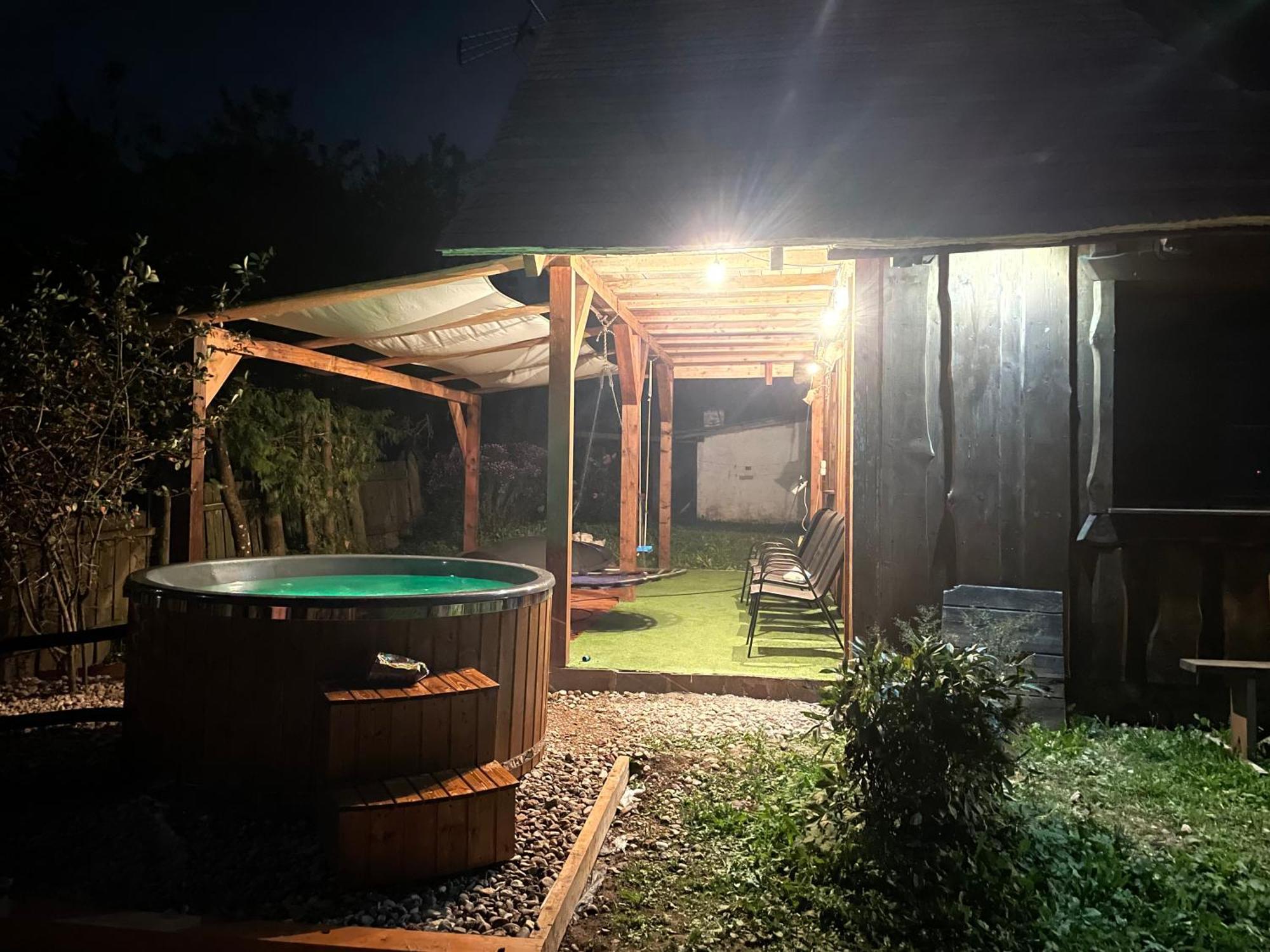 Dom Z Sauna - Lugiele Dzierwiany Exteriör bild